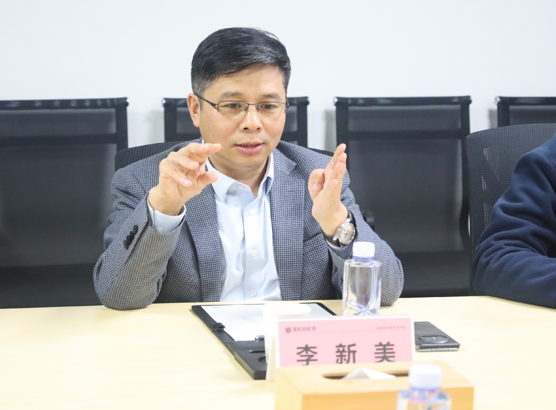 1742539544175606.jpg IMG_1114.JPG