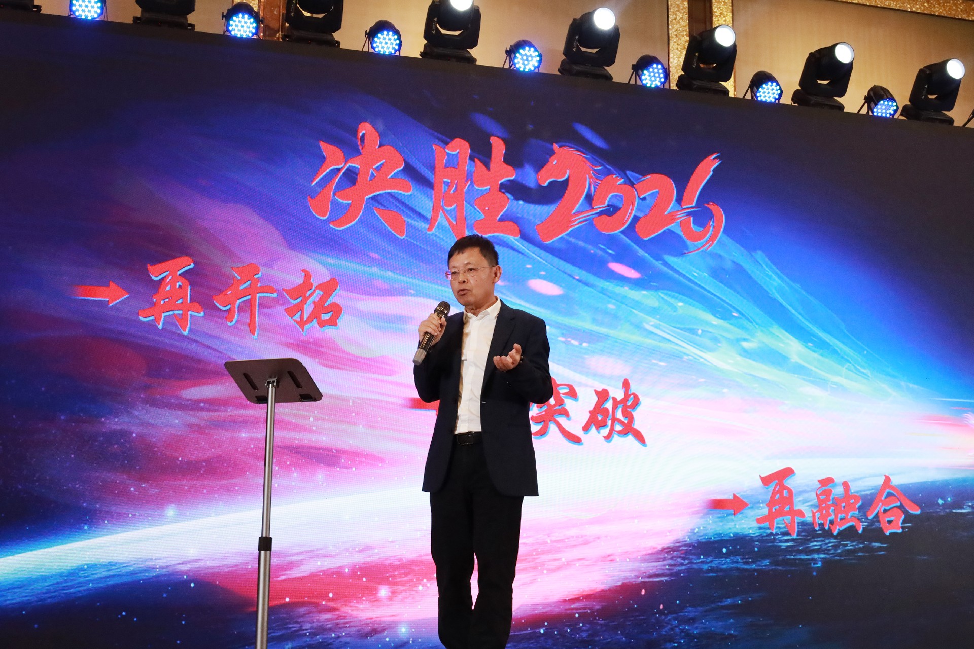 1770106982149432.jpg IMG_5943.JPG